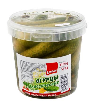 Cucumbers in bucket 1L