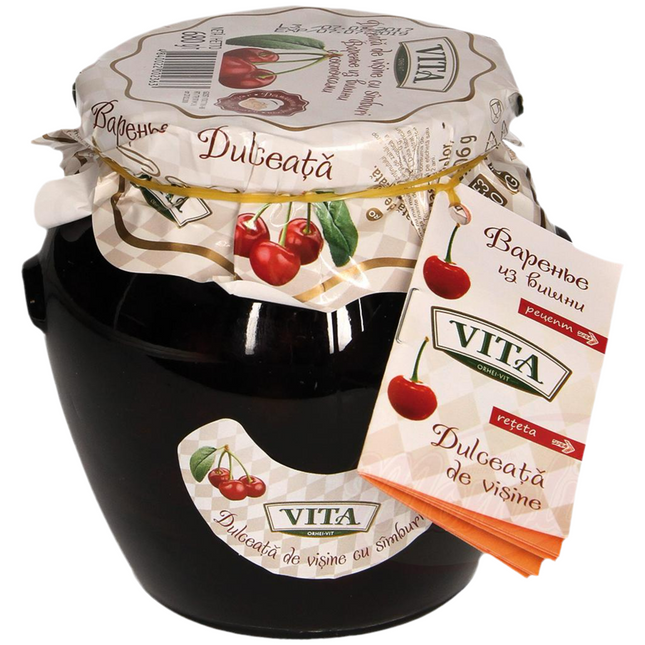 Cherry jam with pits, 680g.