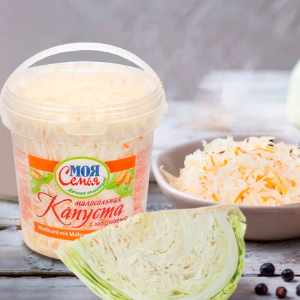 Lightly salted cabbage with cranberries, 900 g