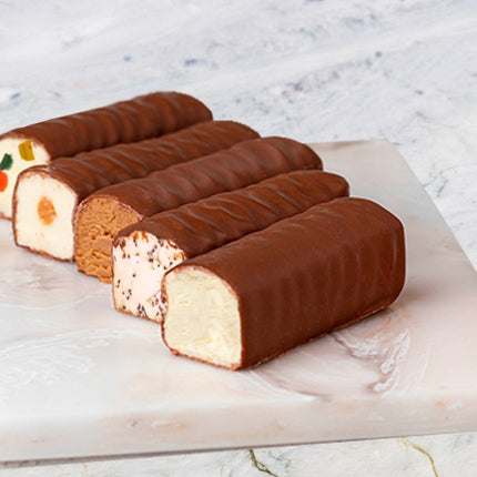 Frozen vanilla-flavored cream cheese bar