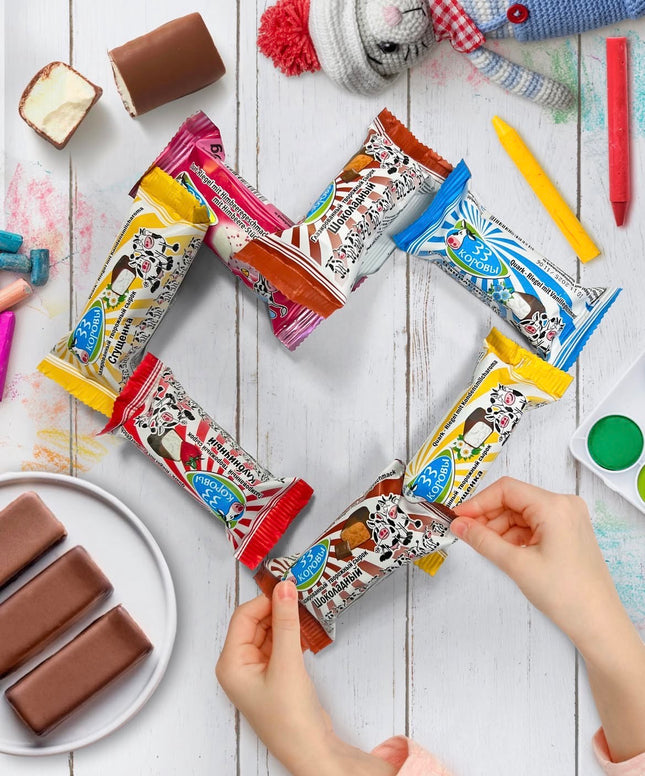 Cream cheese with raspberries in white glaze, 40g