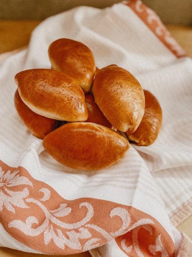 <tc>Пирожки с мясом, 2 штуки</tc>